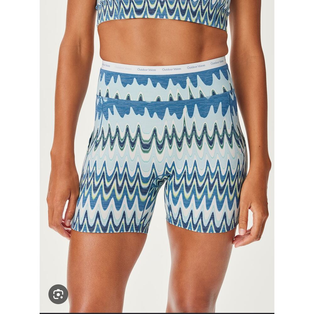 Outdoor Voices 5" Thrive Biker Short